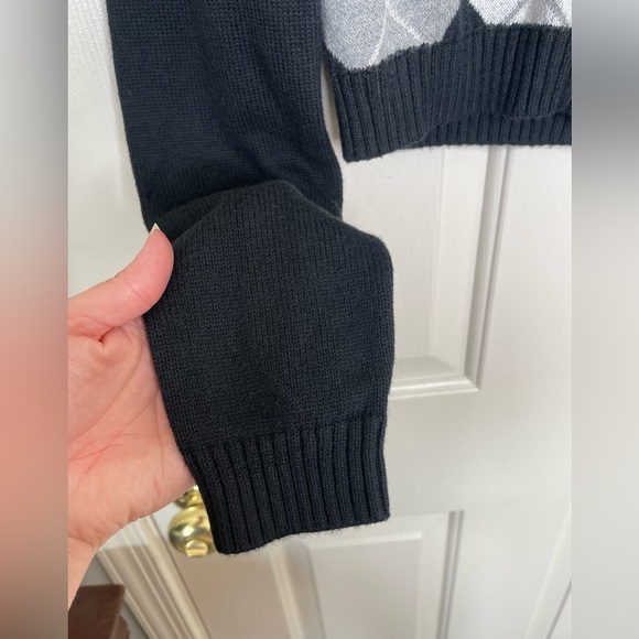 Hollister y2k black and gray argyle cropped hooded zip up sweater | M - Picture 4 of 10